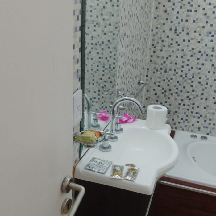 86e0bded-7130-4d25-aafa-51478fb5cf24